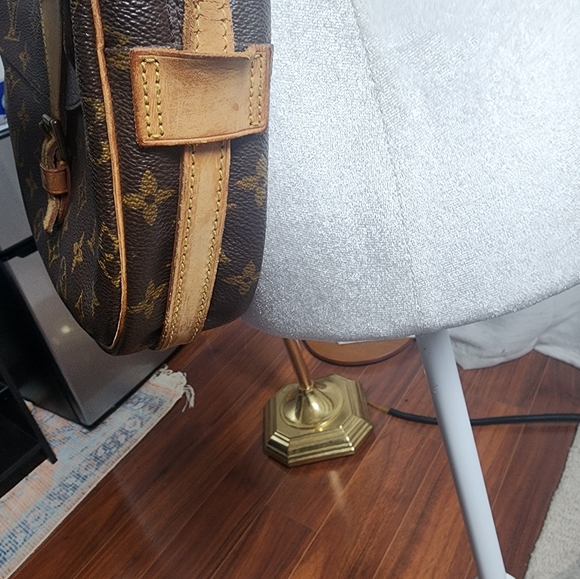 Authentic Louis Vuitton Juene Fille crossbody - Picture 5 of 15
